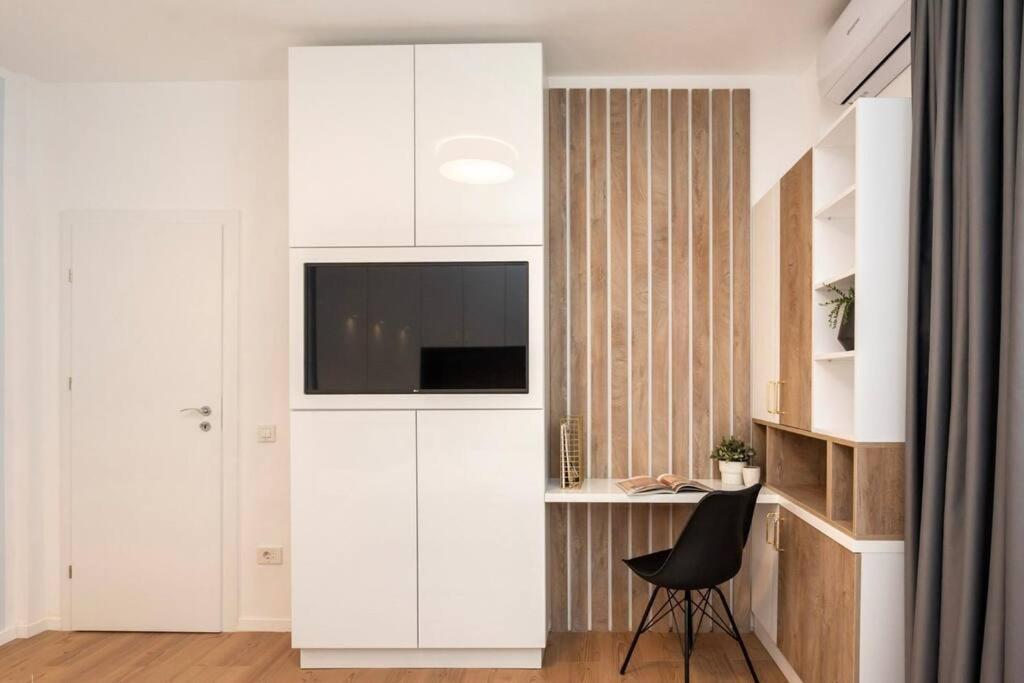 Old Town Bucharest Apartment Poiana 7 מראה חיצוני תמונה