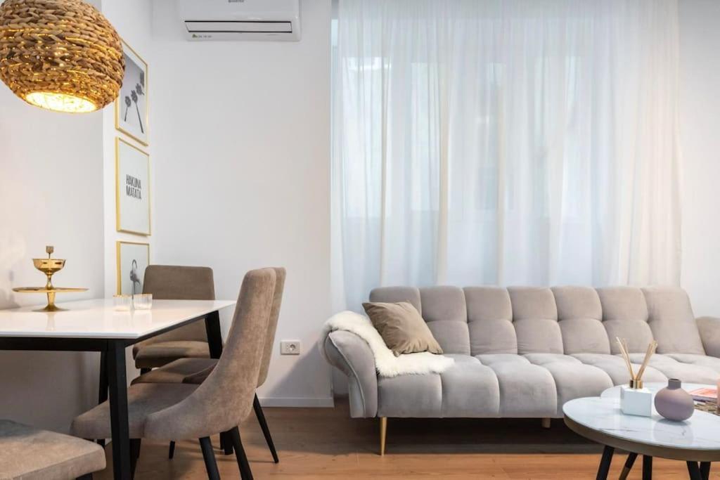 Old Town Bucharest Apartment Poiana 7 מראה חיצוני תמונה