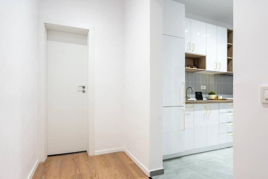 Old Town Bucharest Apartment Poiana 7 מראה חיצוני תמונה