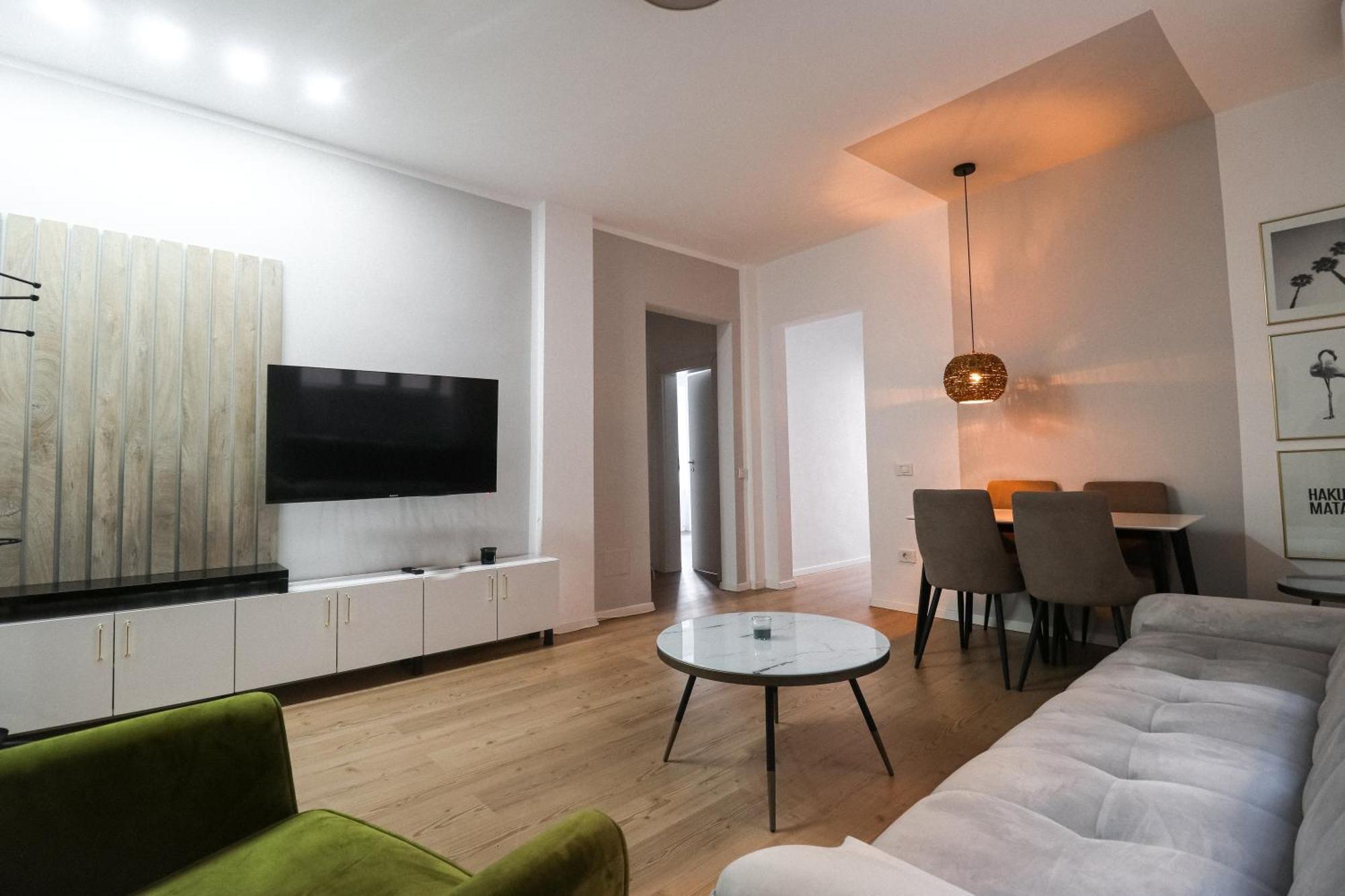 Old Town Bucharest Apartment Poiana 7 מראה חיצוני תמונה