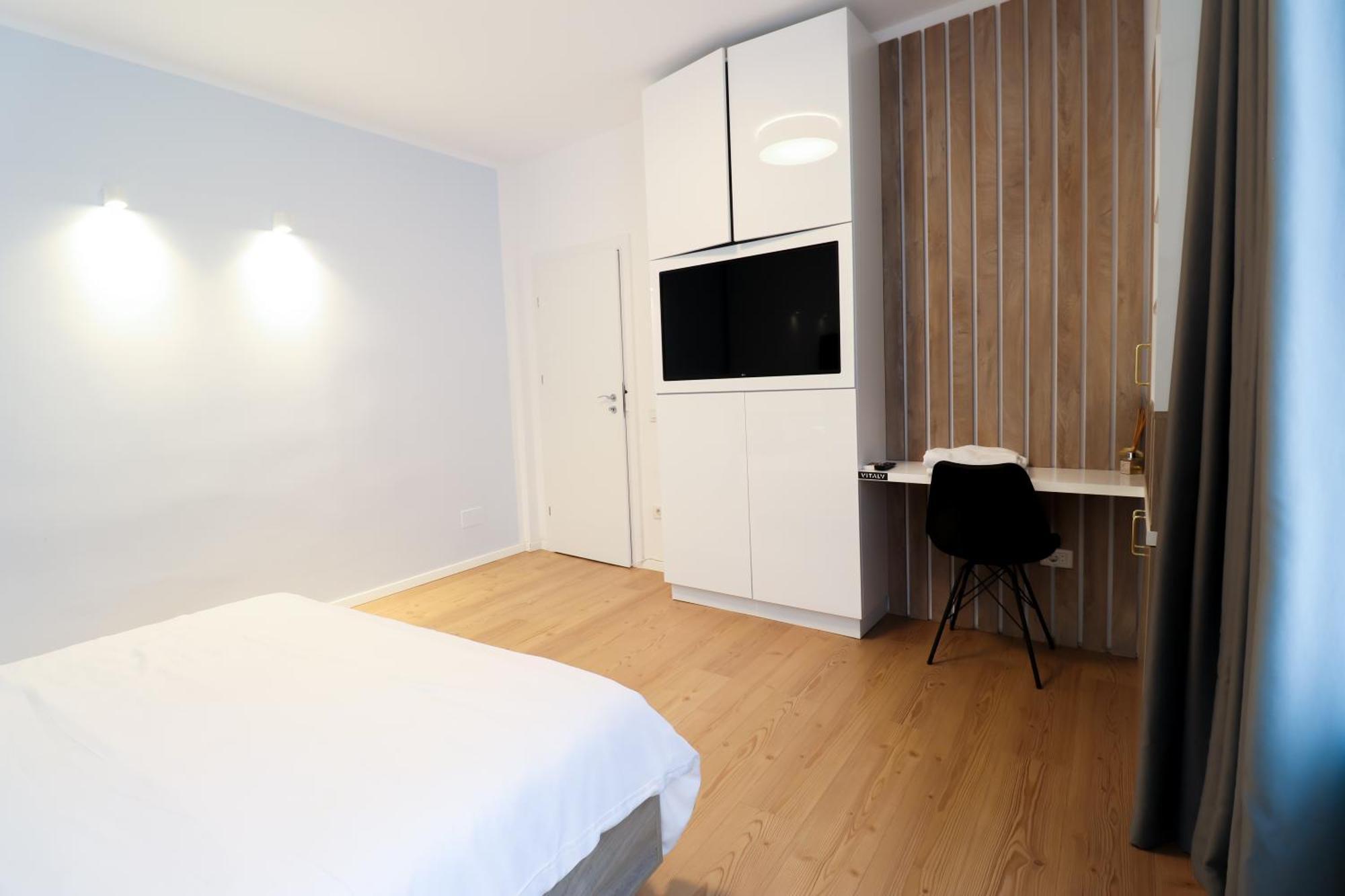 Old Town Bucharest Apartment Poiana 7 מראה חיצוני תמונה